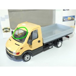 IVECO DAILY FOURGON Benne Jaune AGRITEC ROS 1:43 imperfection