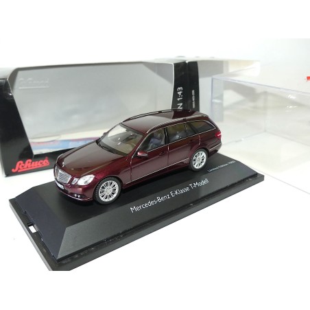 MERCEDES CLASSE E ESTATE W212 Bordeaux SCHUCO 1:43