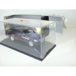 MERCEDES CLASSE E ESTATE W212 Bordeaux SCHUCO 1:43