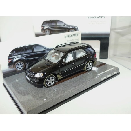 MERCEDES CLASSE M ML TYPE 164 Phase 1 2005 Noir MINICHAMPS 1:43 version salie