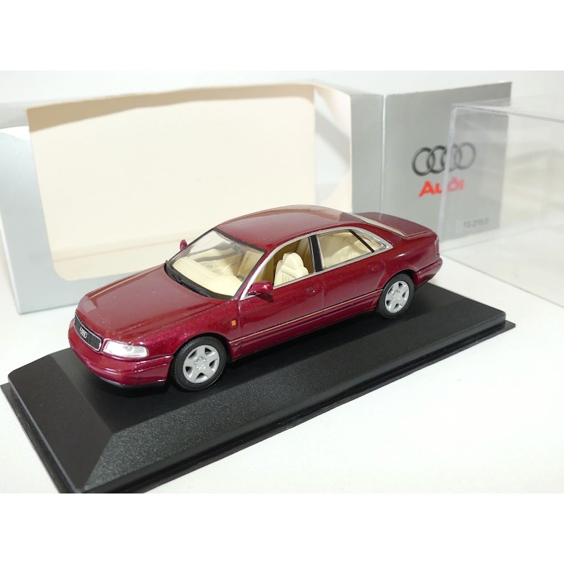 AUDI A8 D2 Phase 1 Bordeaux  MINICHAMPS 1:43