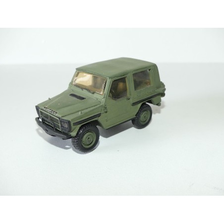 PEUGEOT P4 MILITAIRE KIT Monté BJM 1:43 sans boite
