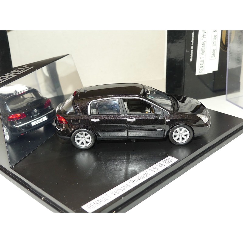RENAULT VELSATIS 3.5 V6 INITIALE Noir NOREV 1:43 de reference 511400