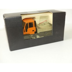 MERCEDES UNIMOG U 140 L Benne NZG 1:43 imperfection