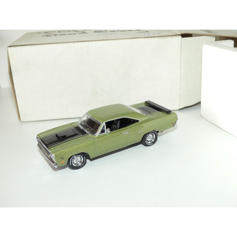 PLYMOUTH ROAD RUNNY Vert et Noir MATCHBOX YMC04-M 1:43
