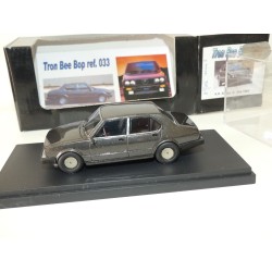 ALFA ROMEO ALFETTA Q. ORO 1983 Gris KIT Monté TRON BEE BOP 1:43