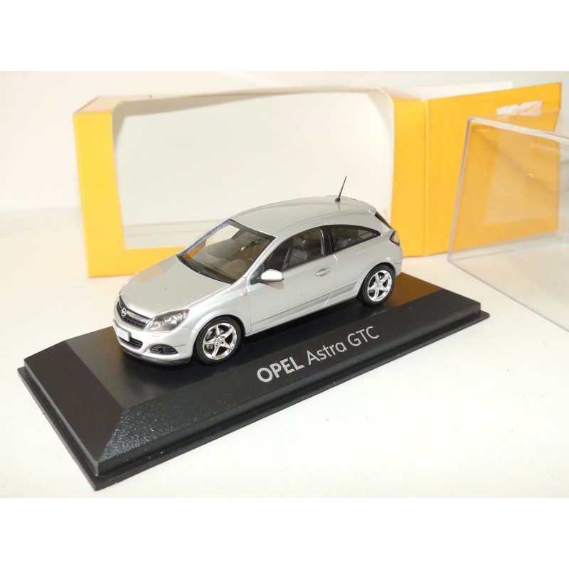 OPEL ASTRA GTC Gris Clair MINICHAMPS 1:43