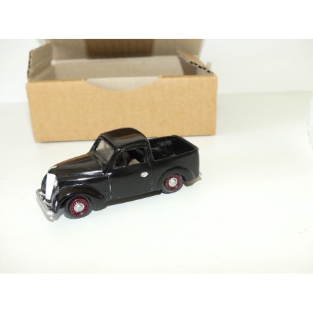 RENAULT JUVAQUATRE PICK UP Noir KIT Monte OKC 1:43