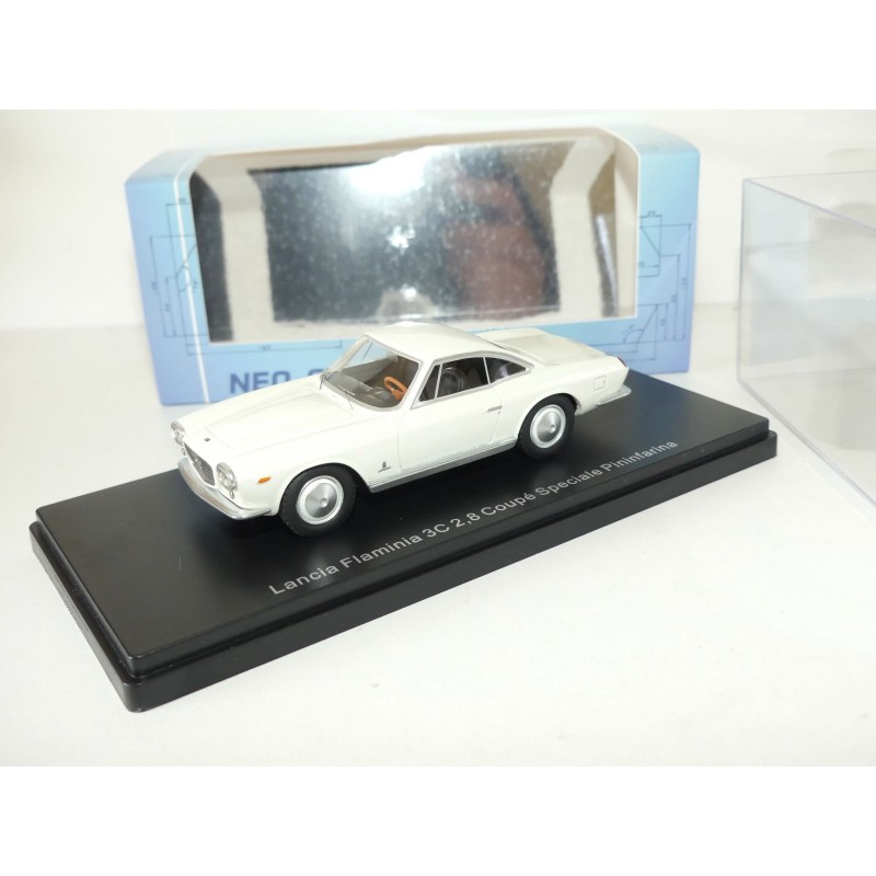 LANCIA FLAMINIA 3C 2,8 COUPE SPECIALE PINIFARINA Blanc NEO CONCEPT 1:43