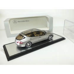 MERCEDES F500 CONCEPT CAR 2003 SPARK 1:43