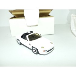 PORSCHE 928 TARGA Blanc KIT Monte MINOTAURE 1:43