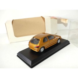 PEUGEOT 306 S16 RESTYLISÉE 3 Portes Or PRESTIGE Kit Monté 1:43