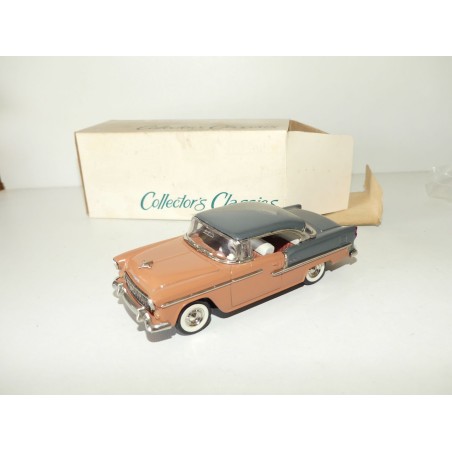 CHEVROLET 1955 HARD TOP Saumon Gris COLLECTORS CLASSICS 1:43