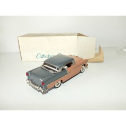 CHEVROLET 1955 HARD TOP Saumon Gris COLLECTORS CLASSICS 1:43