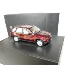 BMW X5 3.0 d E53 Bordeaux MINICHAMPS 1:43