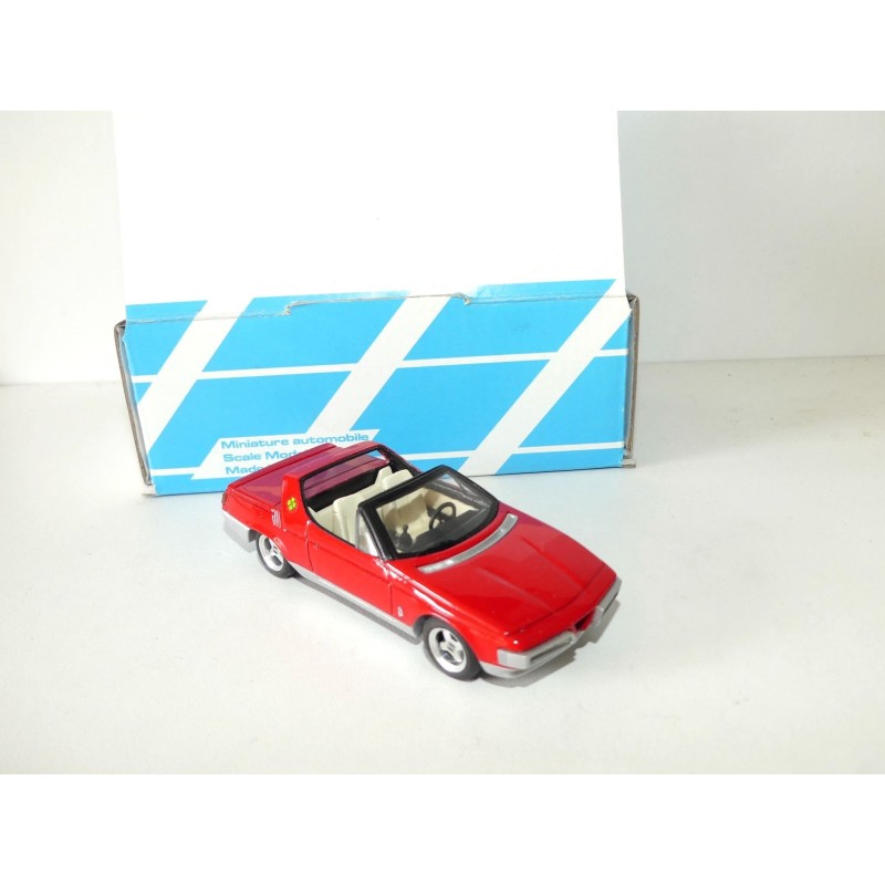 Kit Alezan Models 1/43 Alfa Romeo Alfetta Coupé Pininfarina 1972, Grigio