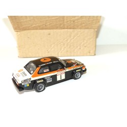RENAULT RE30 N°16 GP DE FRANCE 1982 ARNOUX KIT Monté TENARIV 1:43