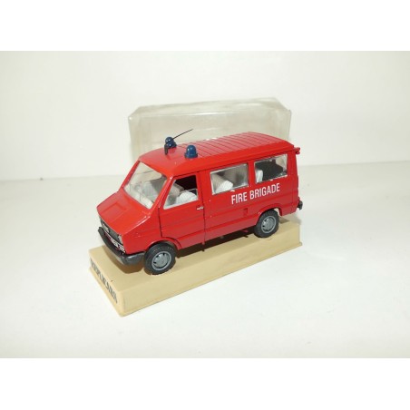 CAMION FIAT IVECO UNIC MINIBUS FIRE BRIGADE POMPIERS OLD CAR 1:43