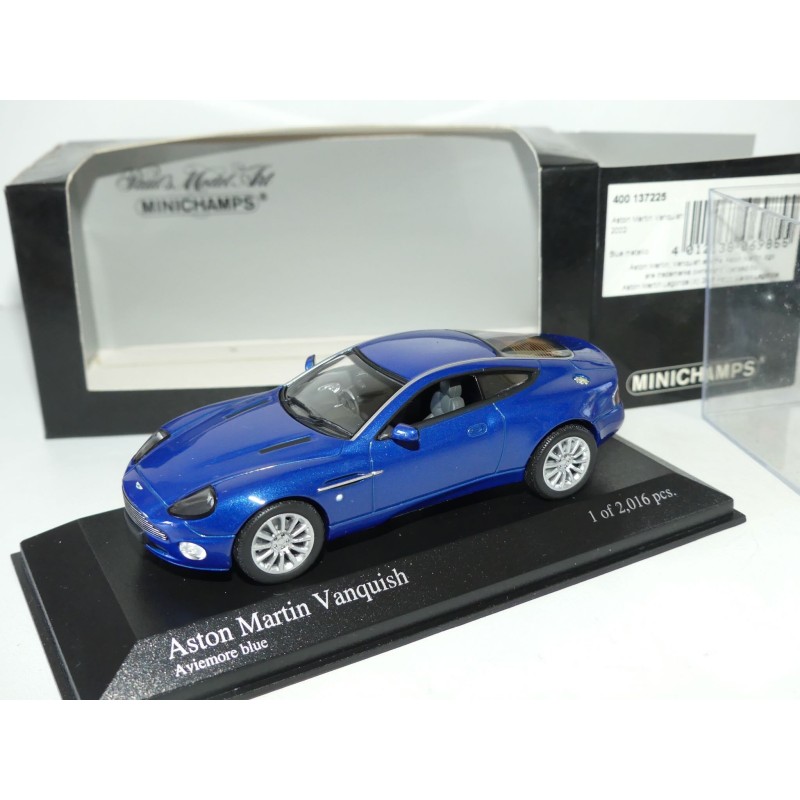ASTON MARTIN VANQUISH 2002 Bleu MINICHAMPS 1:43