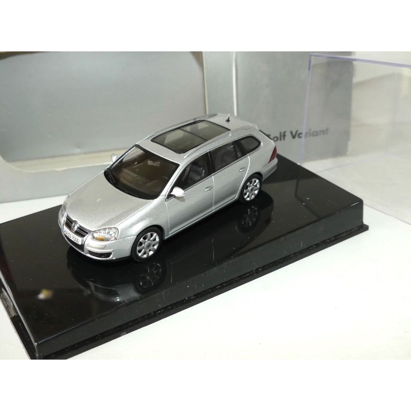 VW GOLF V VARIANT  Gris Reflex Silver AUTOART 1:43