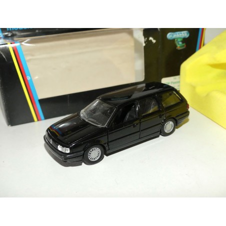 VW PASSAT VARIANT B3 Noir SCHABAK 1016 1:43