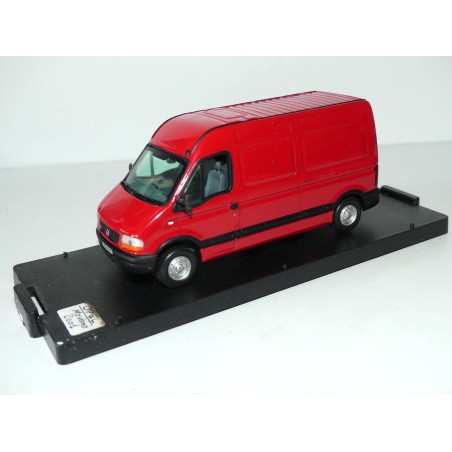 OPEL MOVANO 2001 Rouge VITESSE 1:43 sans boite