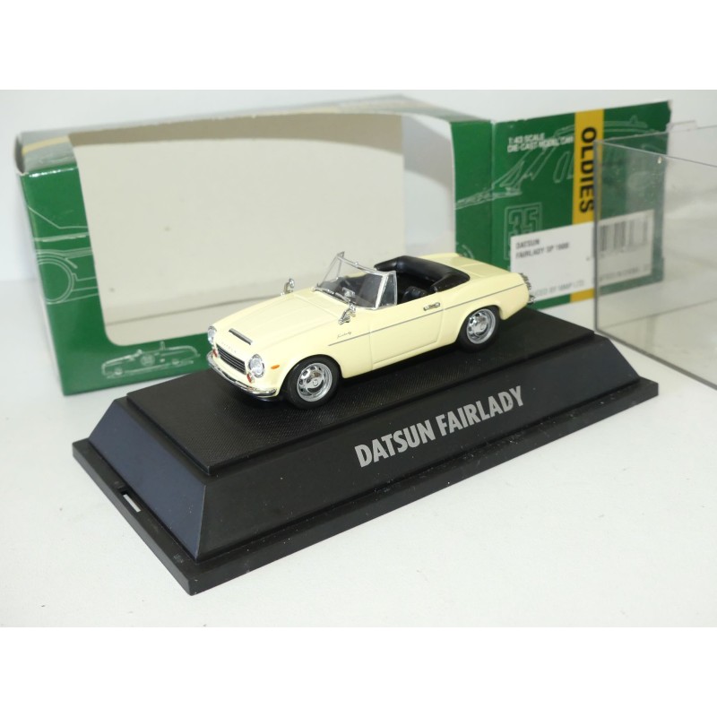 DATSUN FAIRLADY SP 1600 Jaune Pale EBBRO 1:43