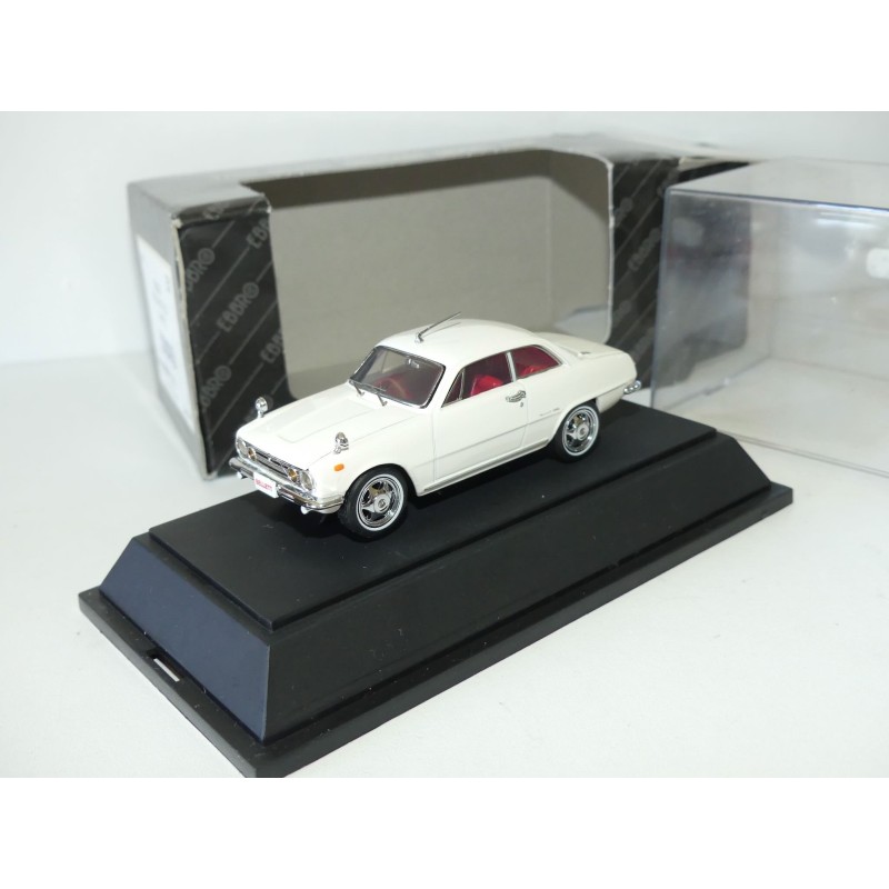 ISUZU BELLETT GT Blanc EBBRO 51 1:43