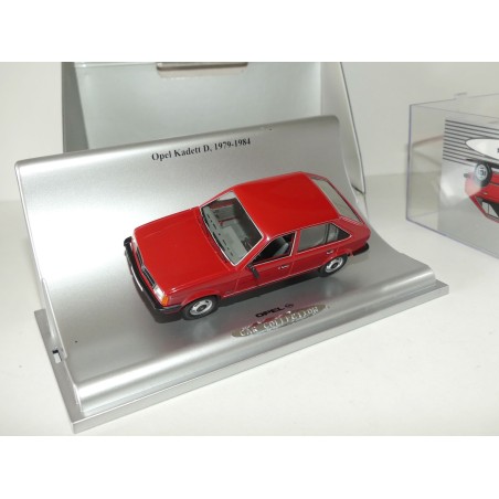 OPEL KADETT D Rouge SCHUCO 1:43