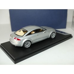 AUDI NUVOLARI Gris LOOKSMART LS41 1:43 imperfection