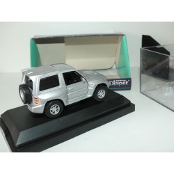 MITSUBISHI PAJERO EVOLUTION Gris DIAPET RV-15 1:43