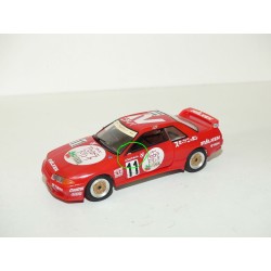 NISSAN SKYLINE GT-R N°11 ROSSO CORPORATION 1:43 Imperfection