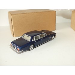 MONTEVERDI 375/4 1976 Bleu KIT Monté 1:43 imperfection