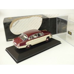 TATRA 603-1 1970 Bordeaux et Crème IXO CLC090 1:43