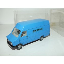 CAMION FIAT IVECO UNIC DAILY 40.8 OM GRINTA OLD CAR 1:43
