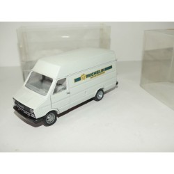 CAMION FIAT IVECO UNIC DAILY 40.8 MICHELIN SERVICE COMPETITION OLD CAR 1:43