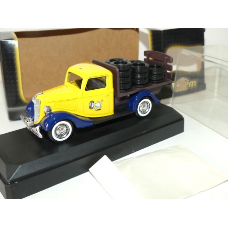 FORD V8 PLATEAU MICHELIN VEREM V702 1:43
