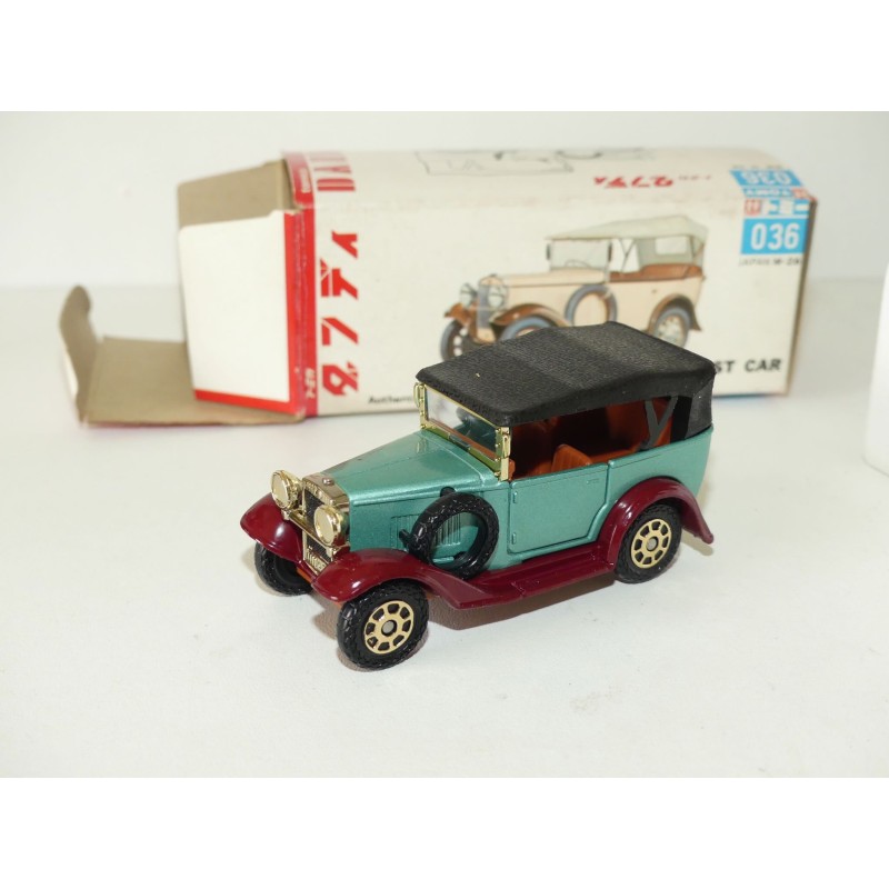 DATSUN FIRST CAR Made in Japan TOMY DANDY de reference 036