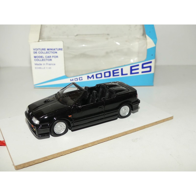 RENAULT 19 CABRIOLET Noir KIT MOG MODELES 1:43