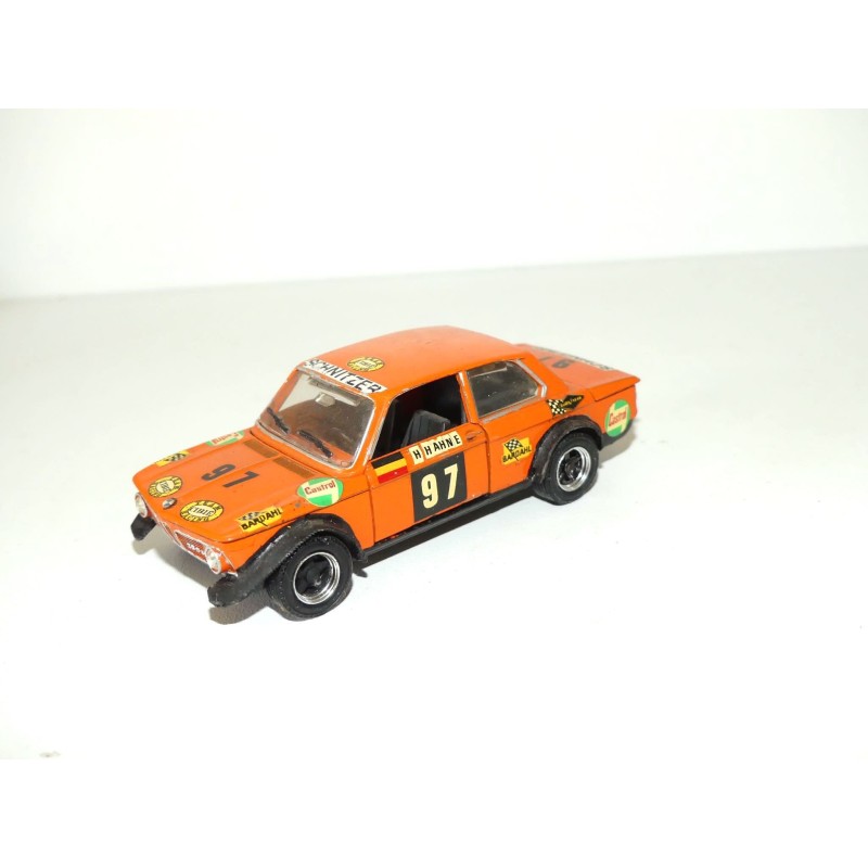 BMW 2002 VERSION COURSE HAHNE sur base MARKLIN 1:43 sans boite