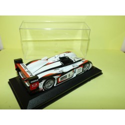 AUDI R8 N°5 LE MANS 2004 ALTAYA 1:43 Arrivée 1er