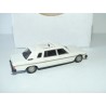 PEUGEOT 604 LIMOUSINE HEULIEZ VOYAGE DU PAPE AU NIGERIA 1983 KIT Monté ORIGINAL MINIATURE 1:43