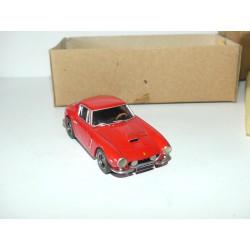 FERRARI 250 SWB BERLINETTE Rouge KIT Monté AMR 1:43
