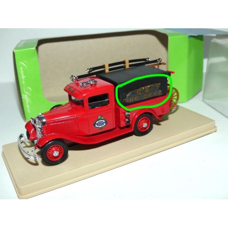 FORD V8 1934 POMPIERS TRENTON ELIGOR 1082 1:43 imperfection