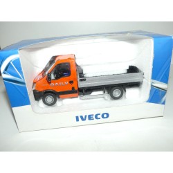 IVECO DAILY FOURGON TOLE Bleu AGRITEC ROS 1:43