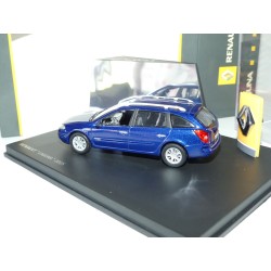 RENAULT LAGUNA ESTATE II Phase 2 2005 Bleu UNIVERSAL HOBBIES 1:43