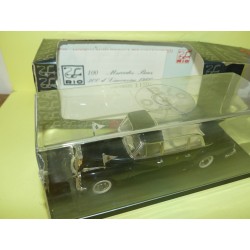 MERCEDES 300D LIMOUSINE 1960 PAPO GIOVANNI XXIII Papomobile RIO 100 1:43