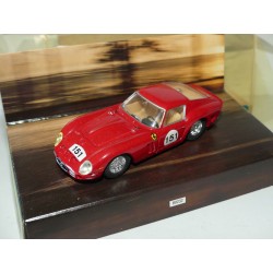 FERRARI 250 GTO N°151 CORGI 739/1 1:43