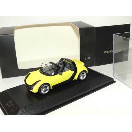 SMART ROADSTER COUPE 2003 Jaune et Noir MINICHAMPS 1:43