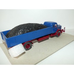 CAMION KRUPP TITAN TRANSPORT DE CHARBON PARADE MOMACO 1:43 imperfection